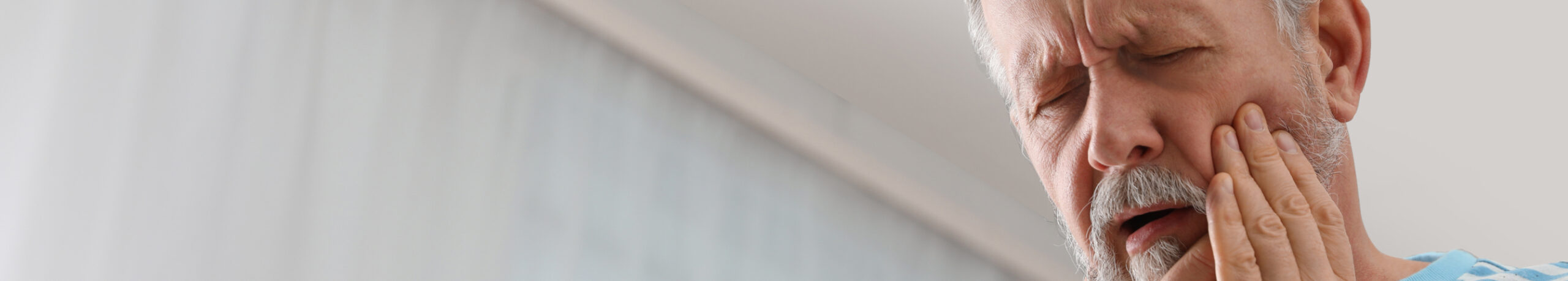 infections dentaires sévères pourquoi intervention rapide nécessaire | Monsenego & Fils | Asnières sur Seine